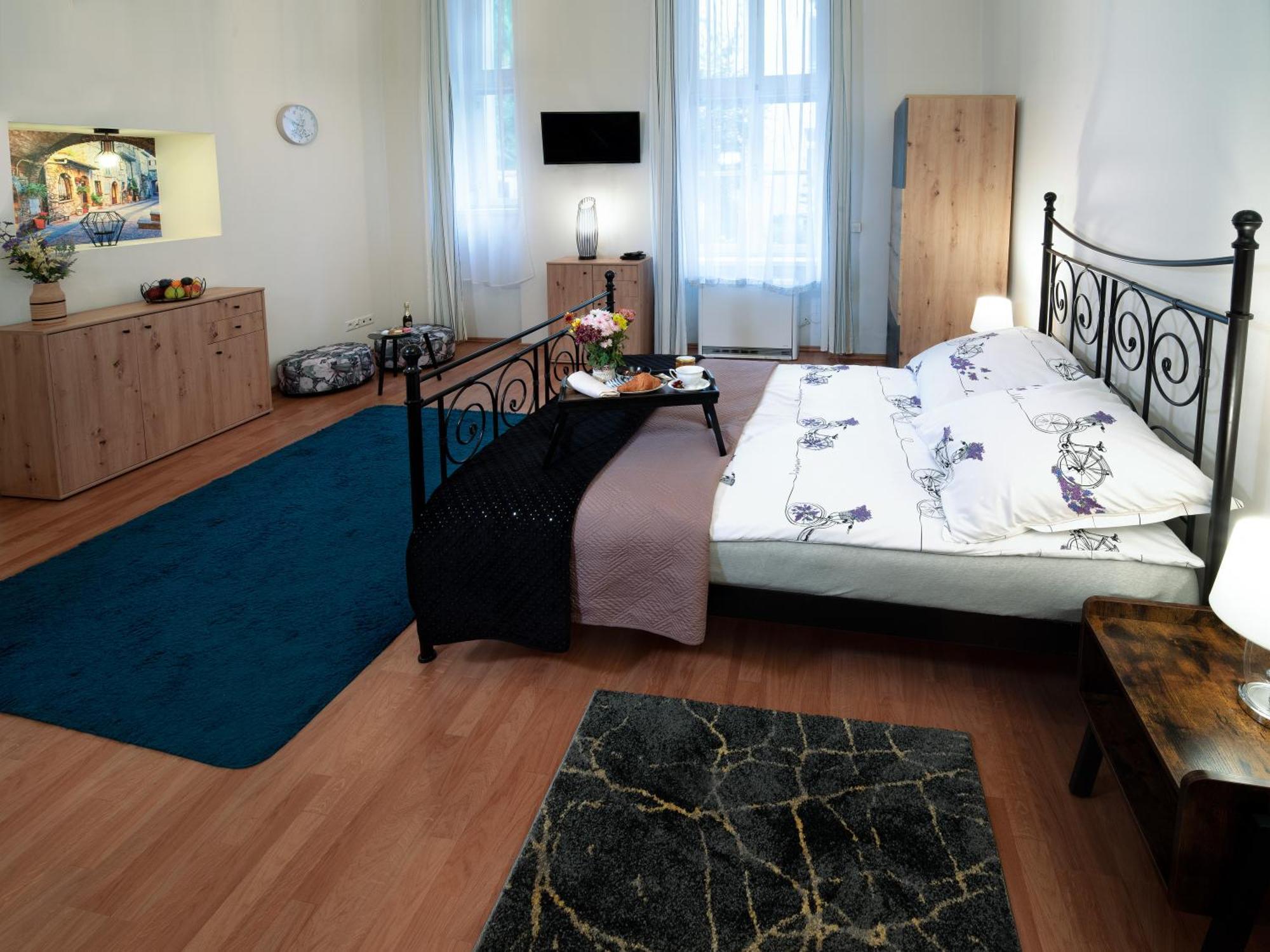 Apartment Czar Prowansji - Comfy & Quiet Near Rynek&train Station Netflix Krakau