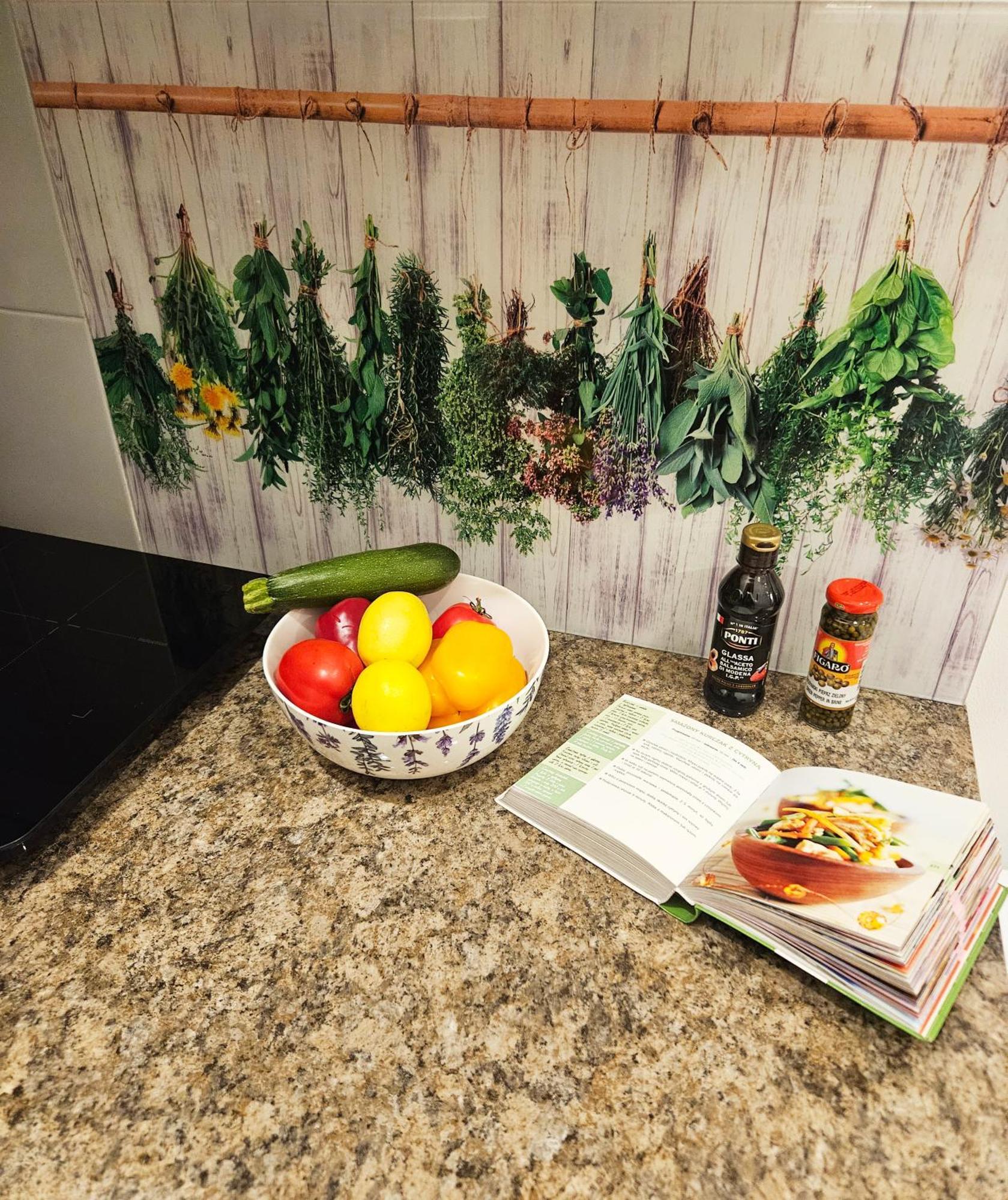 Apartment Czar Prowansji - Comfy & Quiet Near Rynek&train Station Netflix Krakau
